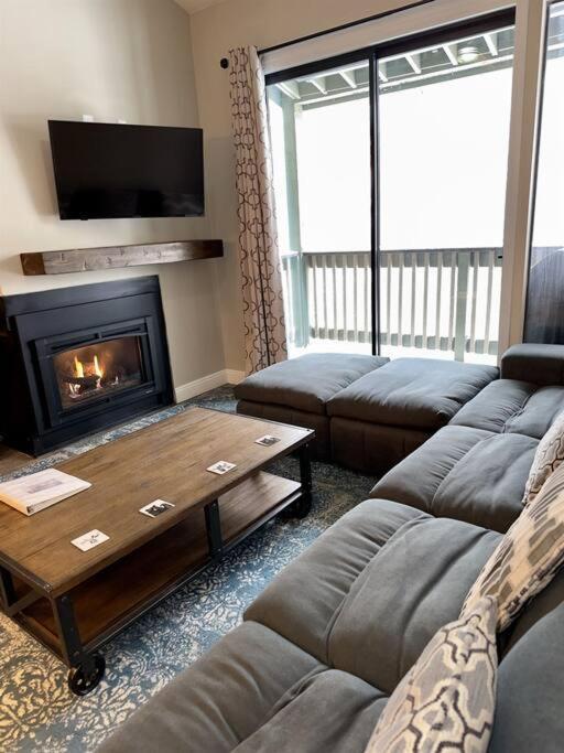 Appartement Rustic Modern - Close To Village - Sleeps 10