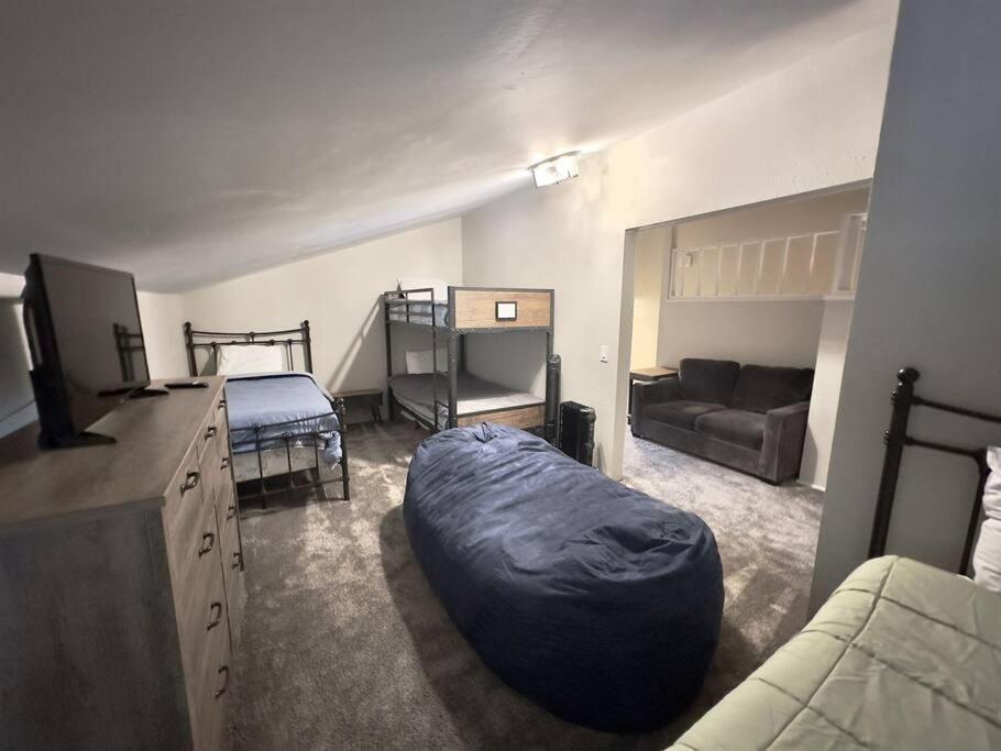 Appartement Rustic Modern - Close To Village - Sleeps 10
