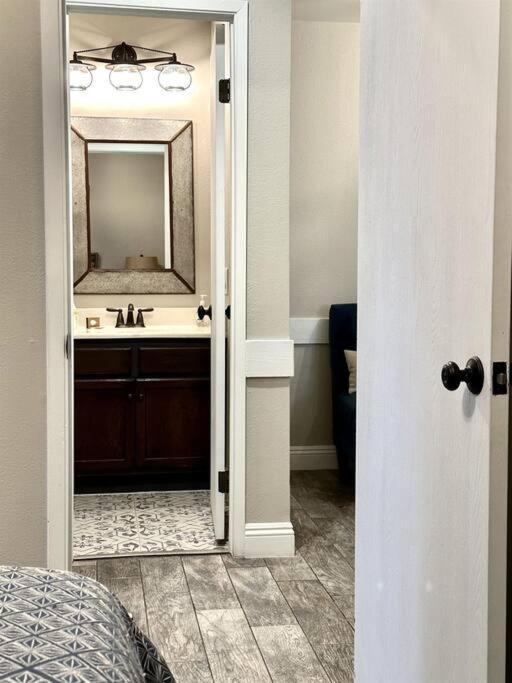 Rustic Modern - Close To Village - Sleeps 10 Appartement Mammoth Lakes
