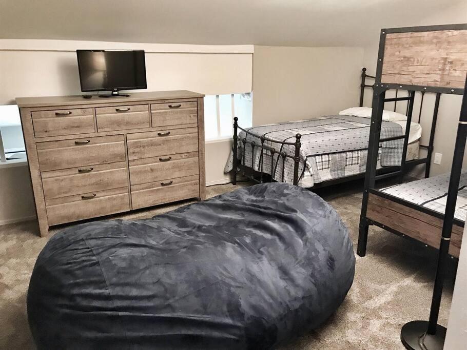 Rustic Modern - Close To Village - Sleeps 10 Mammoth Lakes